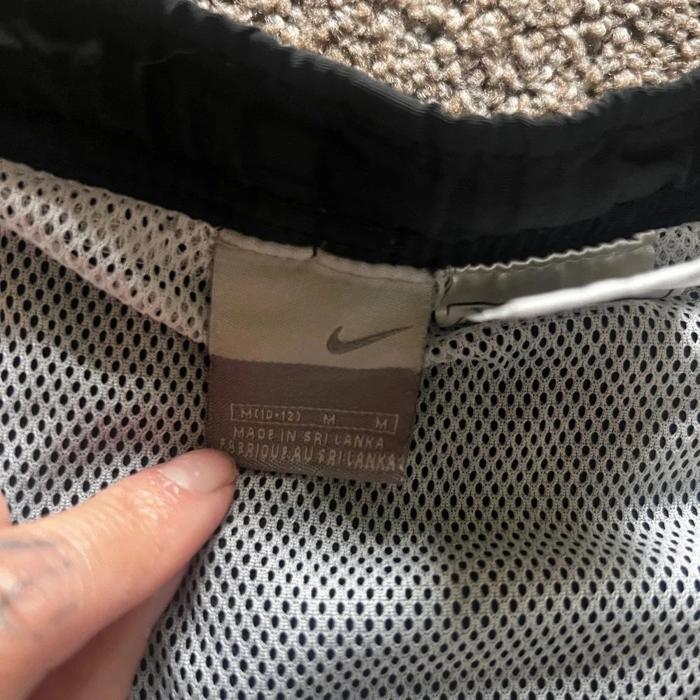 Vintage Nike Y2K Silver Tag‎ Athletic Shorts Cargo Black Medium (10-12) 0242